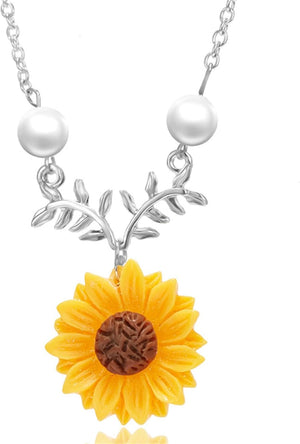 Pearl Pendant Necklace Gold Silver Plated Handmade Sweet Summer Resin Daisy Flower with Leaf, Silver