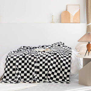 Flannel Blanket with Checkerboard Grid Pattern Soft Throw Blanket for Couch (Black, 50"x60")