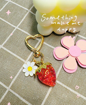 Cute Strawberry Keychain for Women, Girls Bag Charm Key Chain Accessories, Heart Flower Keychains for Purse, Clear Red