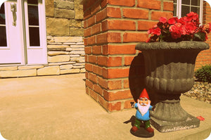 Funny Guy Mugs Garden Gnome with Gun Statue