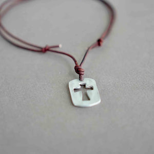 Rustic Mens Cross Necklaces, Pewter Cross Pendant Necklace Simple Jewelry Gifts Cross Chain Necklace