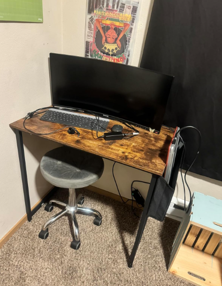 Small Computer Desk Study Table for Small Spaces Home Office 31 Inch Rustic