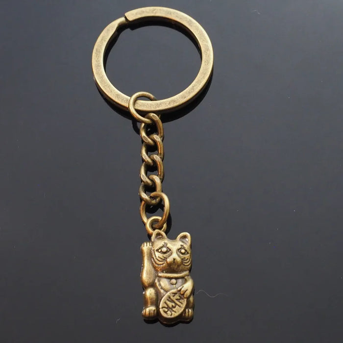 Lucky Cat Good Luck Japanese Chinese Bronze Maneki-neko Keychain Gift Key Chain