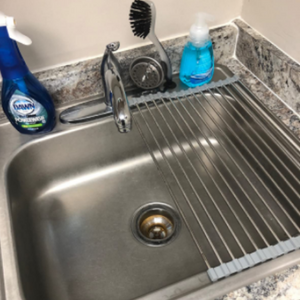 Roll-up Dish Drying Rack Over Sink