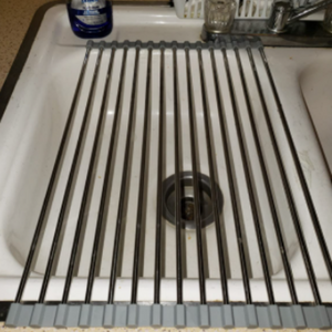 Roll-up Dish Drying Rack Over Sink