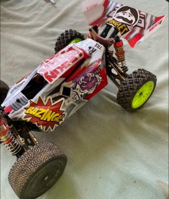 4WD High-Speed Racing RC Buggy Remote Control Car Models 60km/h Two Battery