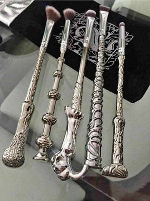 5 Pcs Potter Makeup Brush Set, Wizard Magic Wand Foundation Eye Shadow Eyeliner