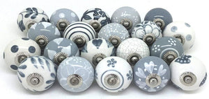 10 Knobs Grey & White