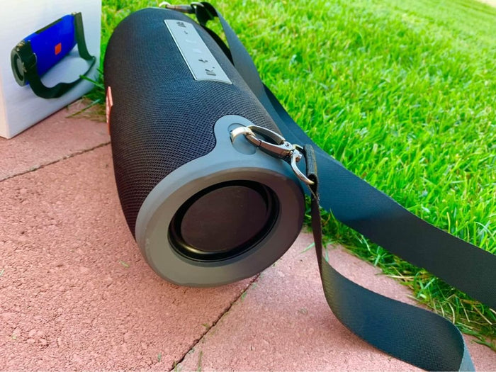 Portable Bluetooth Speaker, Wireless, Waterproof Speakers, Extra Loud Crystal Clear Stereo Sound