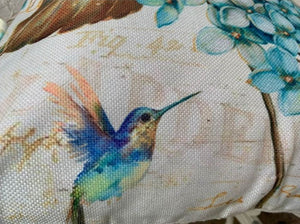 Beautiful Blue Hydrangea &Hummingbirds pillow Covers 18x18” Set of 4 Linen, Outdoor/Indoor