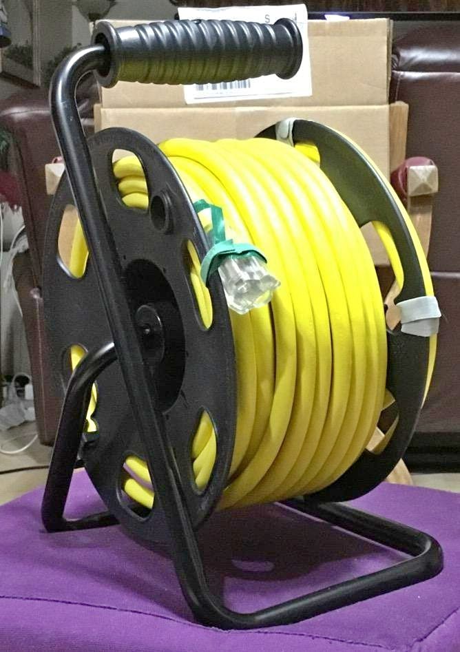 💯NEW Metal Extension Cord Reel Stand Heavy Duty and Sturdy Holds Up To 100 Feet, 14/3 Gauge Cord