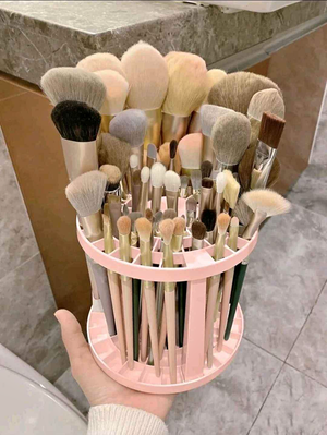 Make up brush storage stand