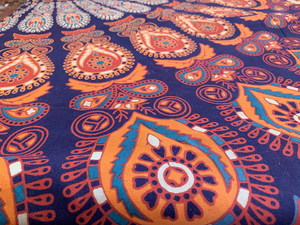 🌸🌷 Large Tapestry Mandala, Hippie Bohemian Blanket, Beach Tapestry 70"