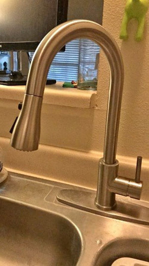 Kitchen Faucet with Pull Down Sprayer, Single Level Stainless Steel