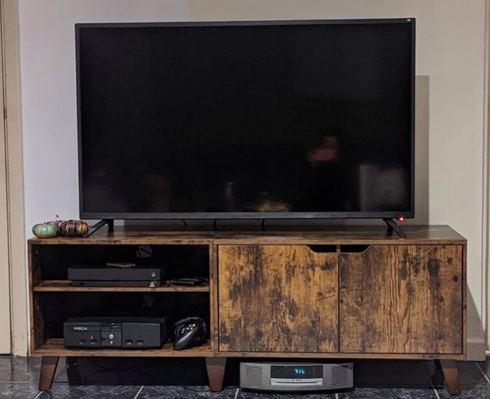 TV Stand for TVs up to 60 Inches, TV Cabinet with 2 Doors